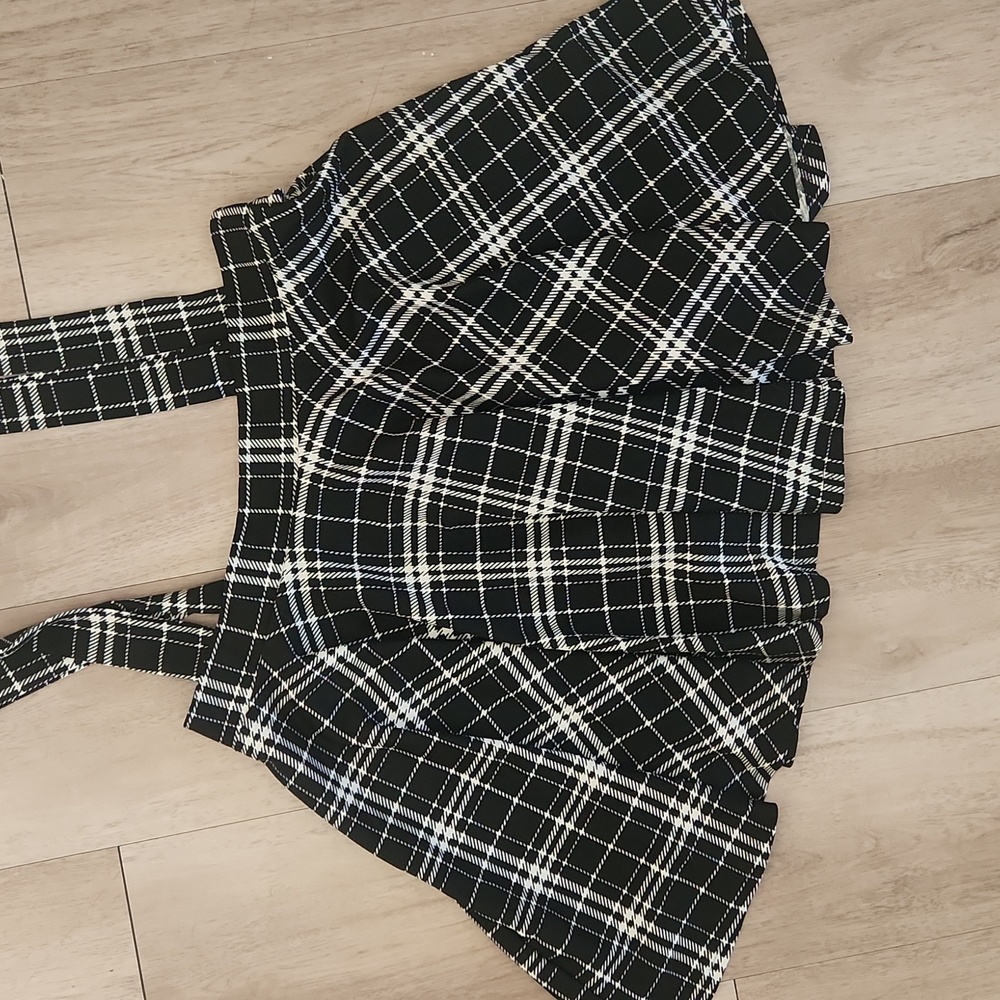 SHEIN Black And White Plaid Suspender Skirt